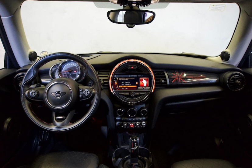 Foto do veículo MINI COOPER  S 2.0 TURBO 16V 3P AUT. 2020 27.100 KM 139.900,00