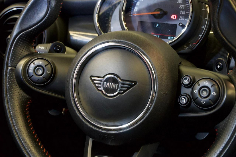 Foto do veículo MINI COOPER  S 2.0 TURBO 16V 3P AUT. 2020 27.100 KM 139.900,00