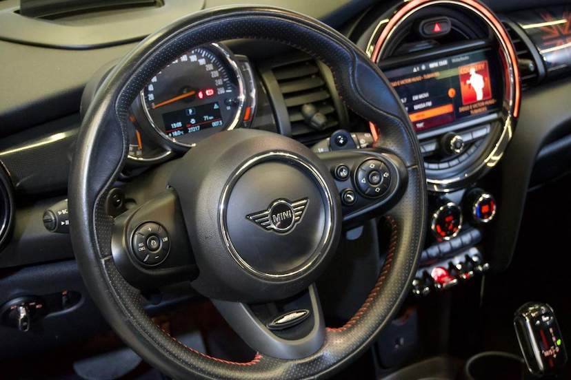Foto do veículo MINI COOPER  S 2.0 TURBO 16V 3P AUT. 2020 27.100 KM 139.900,00