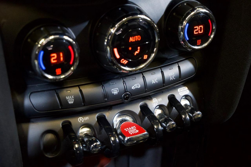 Foto do veículo MINI COOPER  S 2.0 TURBO 16V 3P AUT. 2020 27.100 KM 139.900,00