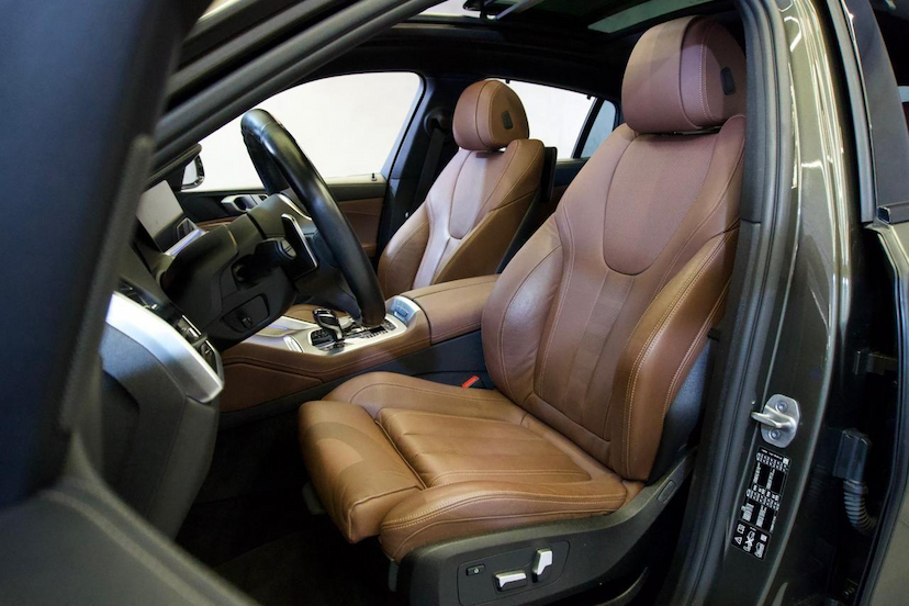 Foto do veículo BMW X6  XDRIVE 40I M SPORT 3.0 BI-TURBO 2022 41.427 KM 468.900,00