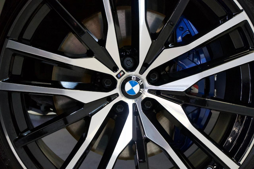 Foto do veículo BMW X6  XDRIVE 40I M SPORT 3.0 BI-TURBO 2022 41.427 KM 468.900,00