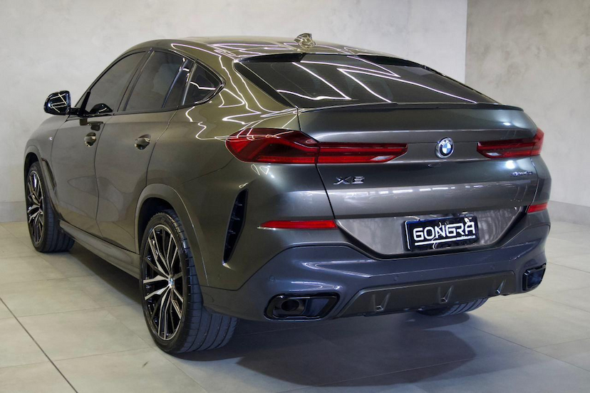 Foto do veículo BMW X6  XDRIVE 40I M SPORT 3.0 BI-TURBO 2022 41.427 KM 468.900,00
