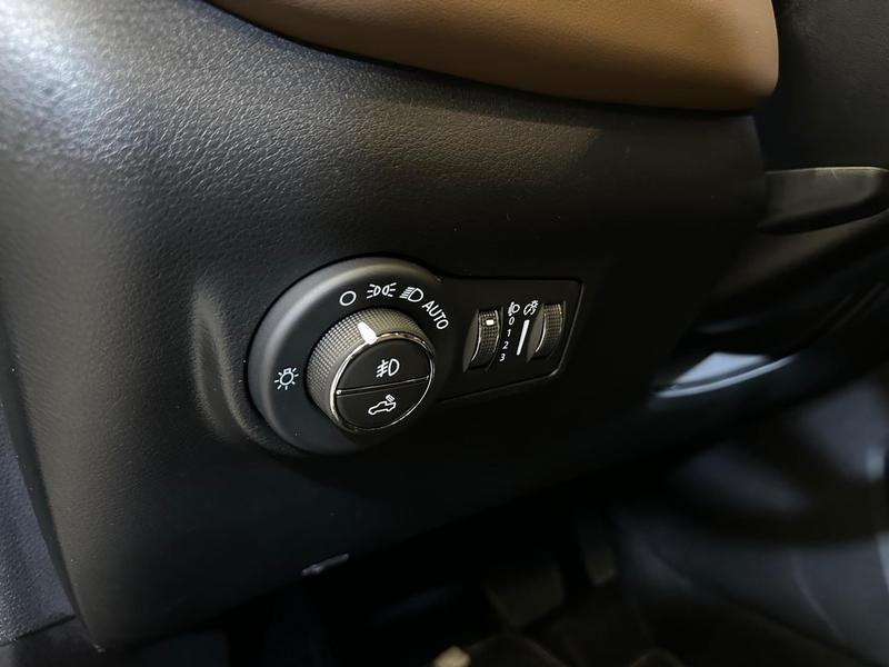 Foto do veículo RAM RAMPAGE  LARAMIE 2.2 TB CD 4X4 DIE. AUT. 2025 13.256 KM 218.900,00