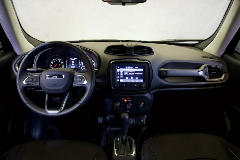 Foto do veículo JEEP RENEGADE  SPORT T270 FLEX 2023 16.665 KM 102.900,00