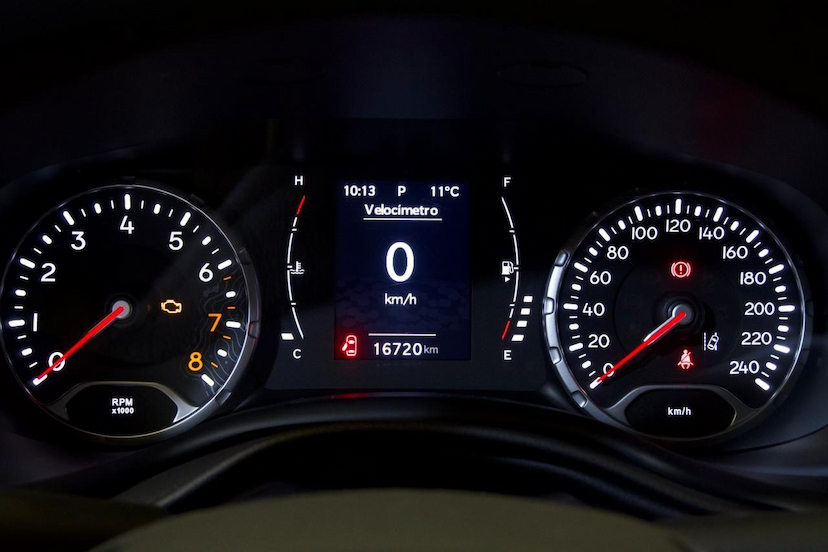 Foto do veículo JEEP RENEGADE  SPORT T270 FLEX 2023 16.665 KM 102.900,00
