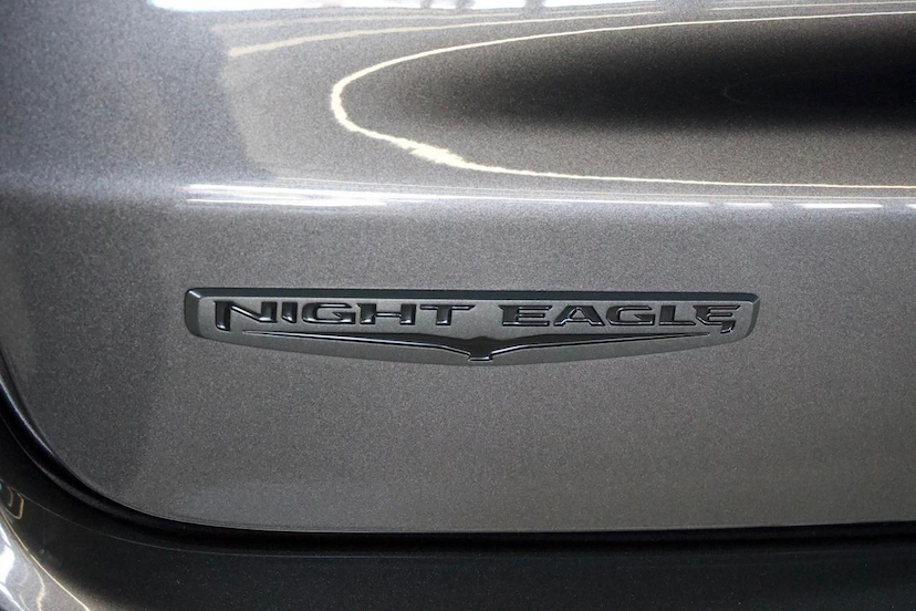 Foto do veículo JEEP COMPASS  LONG. NIG. EAGLE 1.3 4X2 FLEX AUT. 2025 12.632 KM 158.900,00