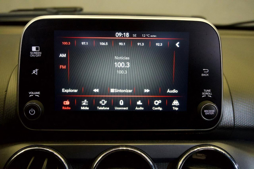 Foto do veículo FIAT ARGO  TREKKING 1.3 2020 67.352 KM 70.900,00