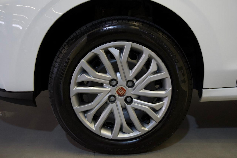 Foto do veículo FIAT ARGO  DRIVE 1.0 2025 13.819 KM 72.900,00