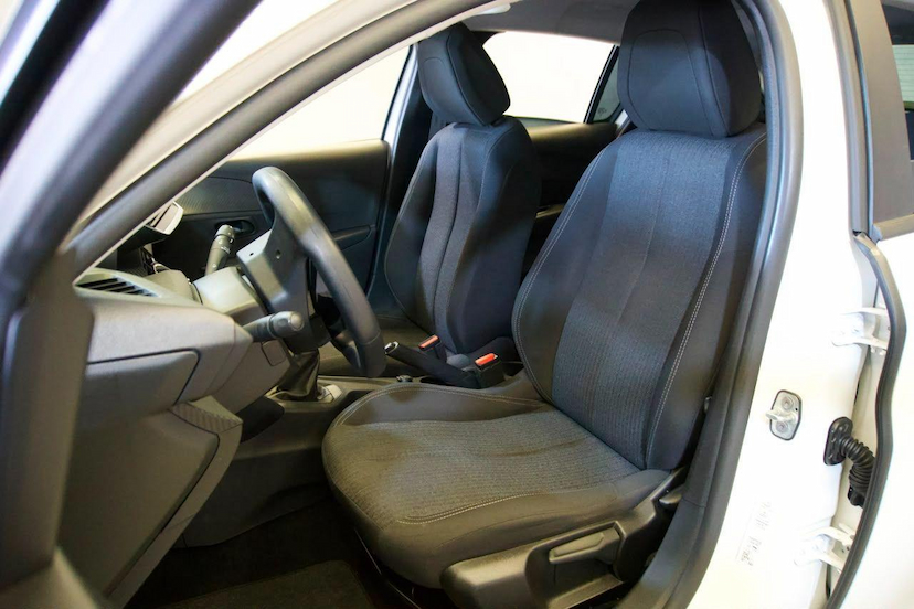 Foto do veículo PEUGEOT 208  LIKE MT 2024 46.575 KM 68.900,00