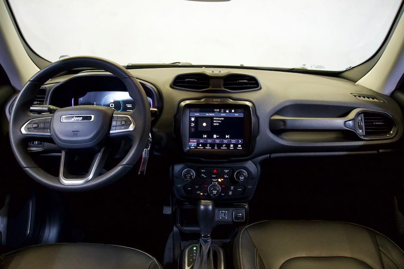Foto do veículo JEEP RENEGADE  LGTD T270 2023 39.075 KM 105.900,00