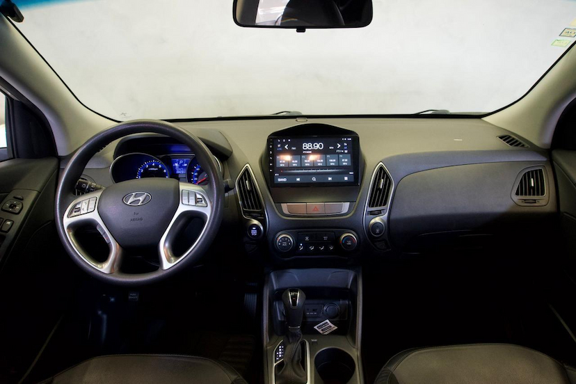 Foto do veículo HYUNDAI IX35  2.0 16V FLEX 4P AUTOMATICO 2016 88.218 KM 82.900,00