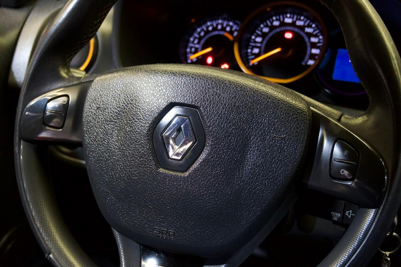 Foto do veículo RENAULT SANDERO  STEPWAY 1.6 16V HI-FLEX MEC. 2019 91.000 KM 58.900,00