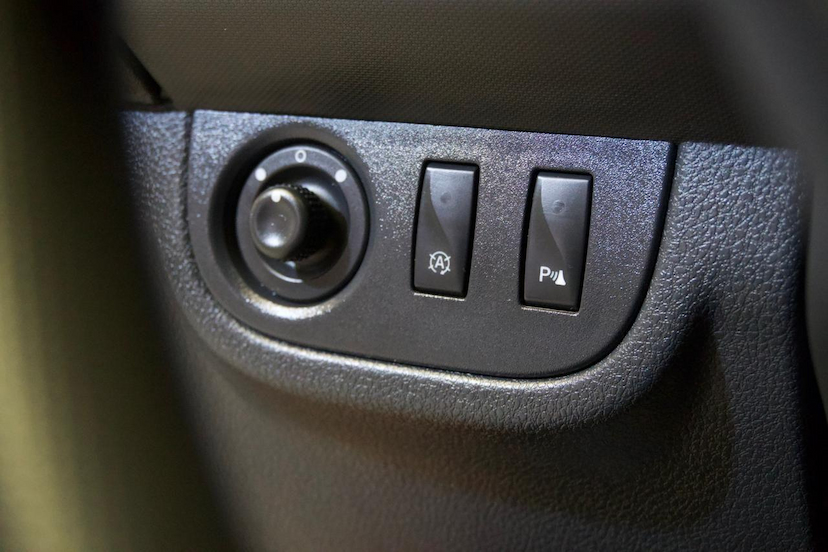 Foto do veículo RENAULT SANDERO  STEPWAY 1.6 16V HI-FLEX MEC. 2019 91.000 KM 58.900,00