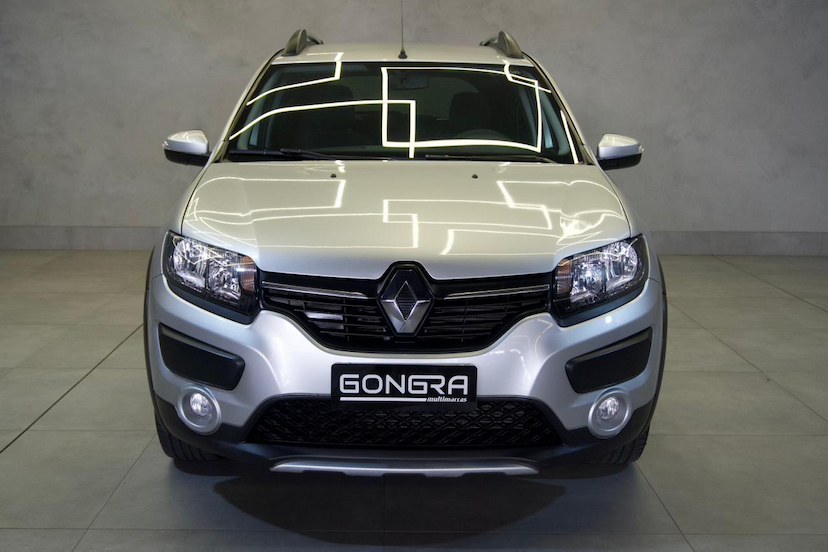 Foto do veículo RENAULT SANDERO  STEX 16M 2019 96.000 KM 56.900,00