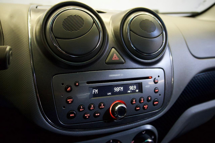 Foto do veículo FIAT PALIO  SPORTING 1.6 2016 85.649 KM 52.900,00