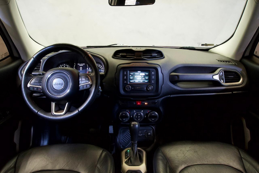 Foto do veículo JEEP RENEGADE  LONGITUDE 1.8 FLEX AUTOMATICO 2016 95.000 KM 69.900,00
