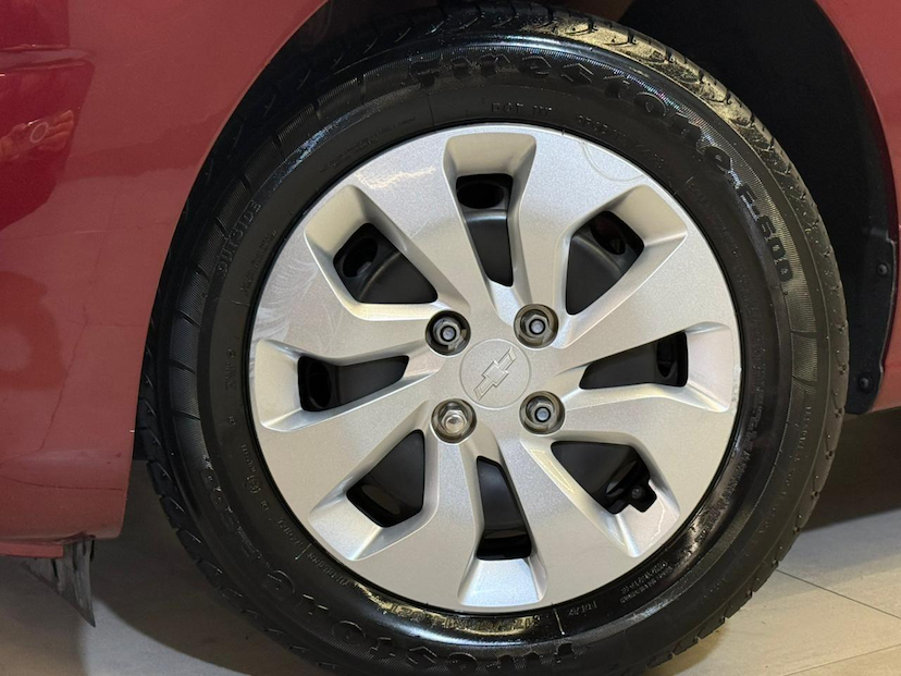 Foto do veículo CHEVROLET ONIX  1.0MT LT 2018 98.500 KM 54.900,00