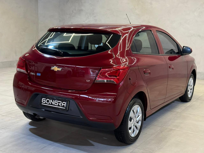 Foto do veículo CHEVROLET ONIX  1.0MT LT 2018 98.500 KM 54.900,00