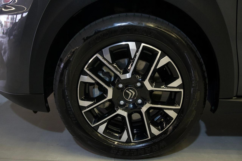 Foto do veículo CITROËN BASALT  SHINE 1.0 FLEX TB 200 5P AUT. 2025 4.827 KM 102.900,00