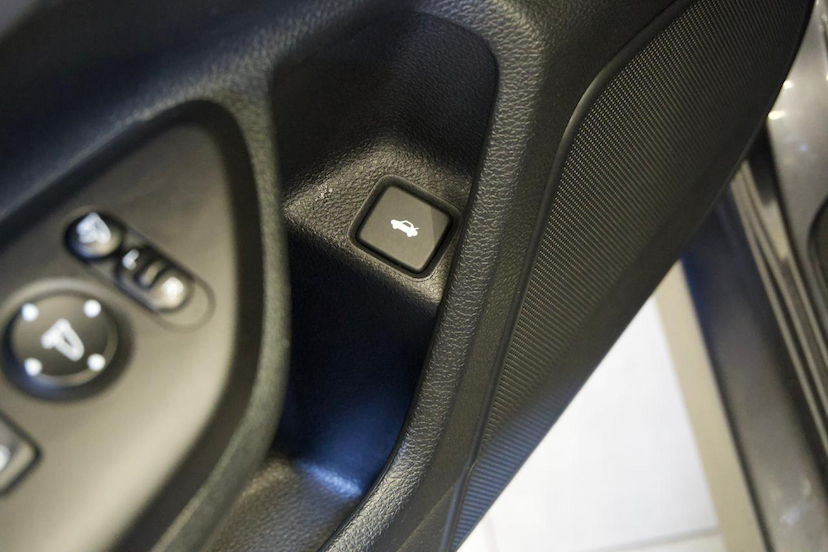Foto do veículo HONDA CIVIC  EXL CVT 2020 58.346 KM 124.900,00