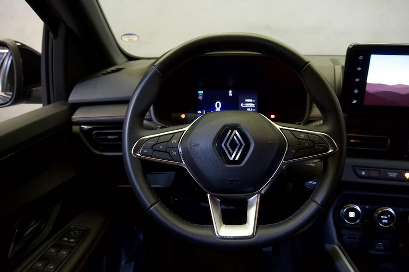 Foto do veículo RENAULT KARDIAN  TECH AT 2025 19.391 KM 99.900,00