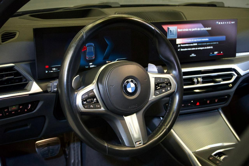 Foto do veículo BMW 320I  M SPORT FLEX 2023 29.915 KM 269.900,00