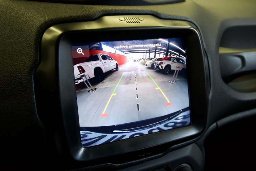 Foto do veículo JEEP RENEGADE  LONGITUDE T270 1.3 TB 4X2 FLEX AUT 2024 17.775 KM 108.900,00