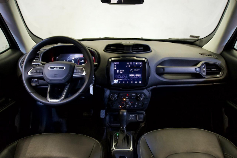 Foto do veículo JEEP RENEGADE  LONGITUDE T270 1.3 TB 4X2 FLEX AUT 2024 17.775 KM 108.900,00