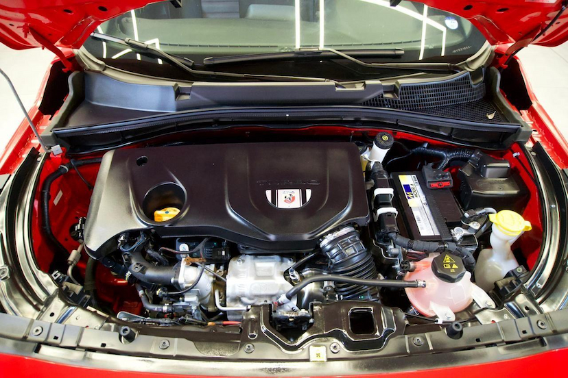 Foto do veículo FIAT PULSE  ABARTH 270 2024 25.415 KM 122.900,00