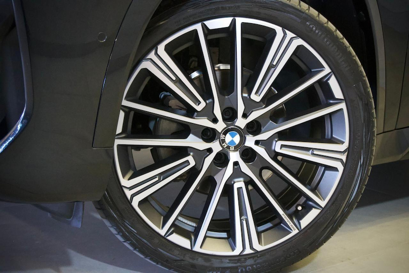 Foto do veículo BMW X1  S20I M SPORT 2025 14.548 KM 299.900,00