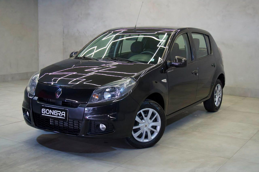 Foto do veículo RENAULT SANDERO  EXP 16HP 2014 122.349 KM 39.900,00