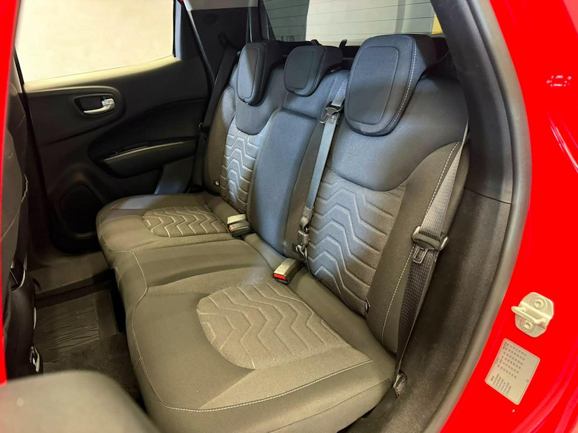 Foto do veículo FIAT TORO  FREED T270 AT6 2025 20.666 KM 132.900,00