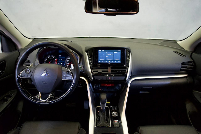 Foto do veículo MITSUBISHI ECLIPSE CROSS  HPE-S 1.5 AWC 165CV AUT. 2025 20.150 KM 165.900,00