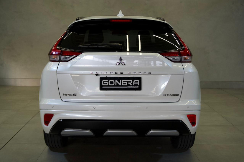 Foto do veículo MITSUBISHI ECLIPSE CROSS  HPE-S 1.5 AWC 165CV AUT. 2025 20.150 KM 165.900,00
