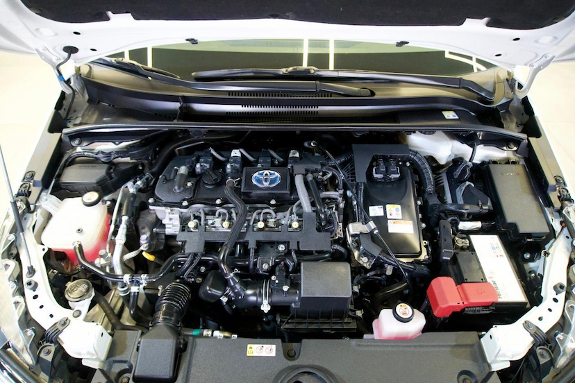 Foto do veículo TOYOTA COROLLA  ALTIS HV 2021 46.047 KM 128.900,00