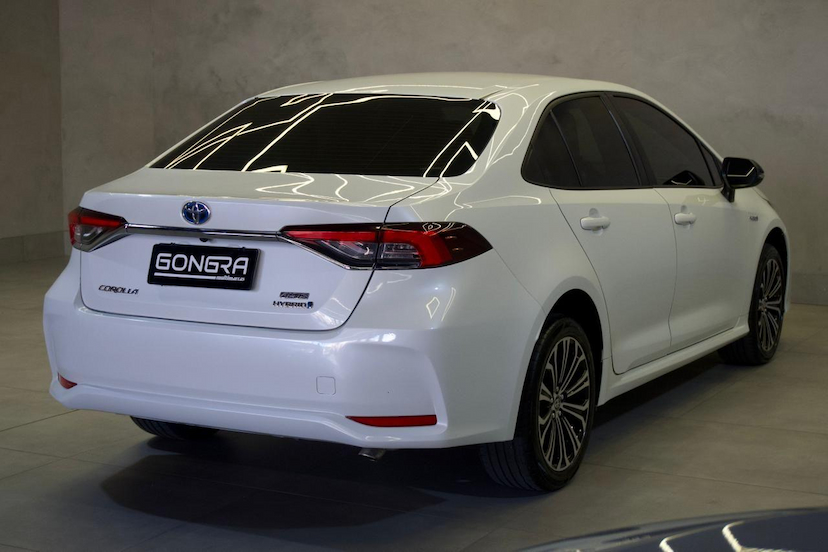 Foto do veículo TOYOTA COROLLA  ALTIS HV 2021 46.047 KM 128.900,00