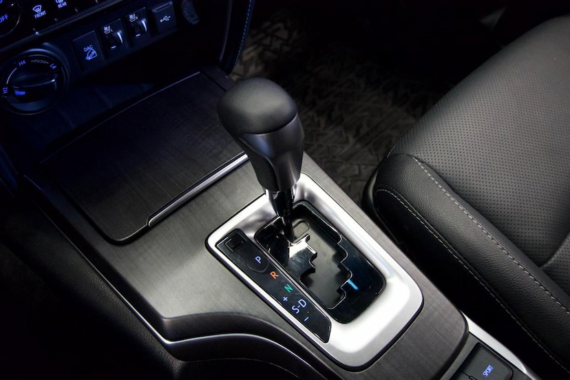 Foto do veículo TOYOTA HILUX  SW4 SRX PLAT. 4X4 2.8 TB DIE. AUT. 2024 31.665 KM 345.900,00