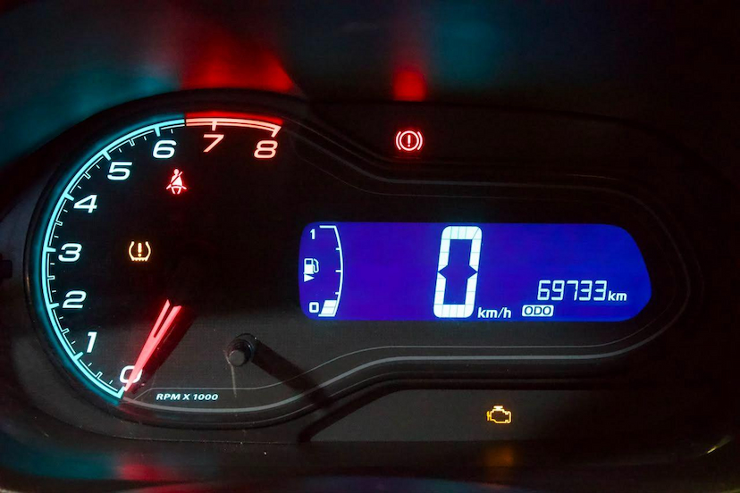 Foto do veículo CHEVROLET ONIX  1.4MT LT 2017 69.689 KM 59.900,00