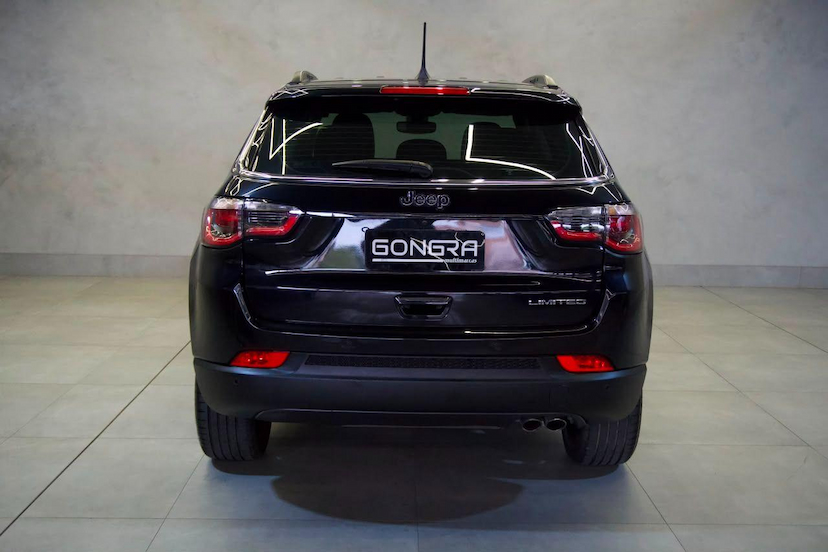 Foto do veículo JEEP COMPASS  LIMITED 2.0 4X2 FLEX 16V AUT 2021 60.400 KM 112.900,00