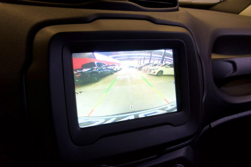 Foto do veículo JEEP RENEGADE  NIGHT EAGLE 1.8 4X2 FLEX AUT 2020 90.000 KM 76.900,00