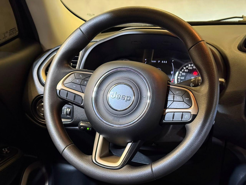Foto do veículo JEEP RENEGADE  1.8 AT 2018 109.764 KM 69.900,00