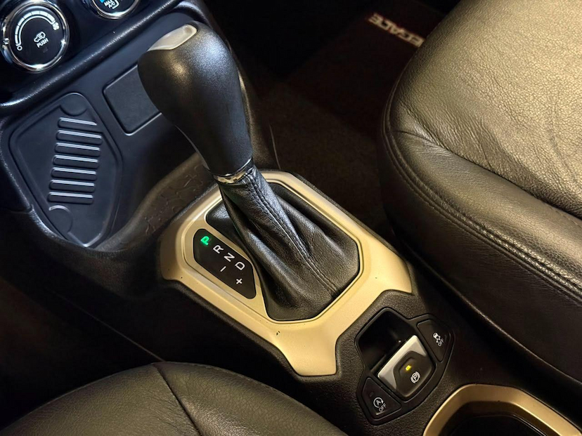Foto do veículo JEEP RENEGADE  1.8 AT 2018 109.764 KM 69.900,00