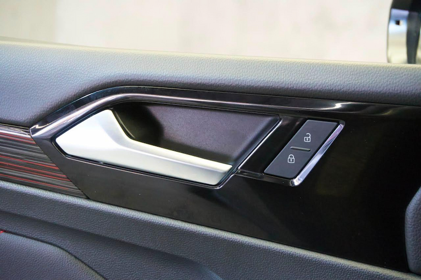 Foto do veículo VOLKSWAGEN JETTA  GLI 2023 26.460 KM 194.900,00