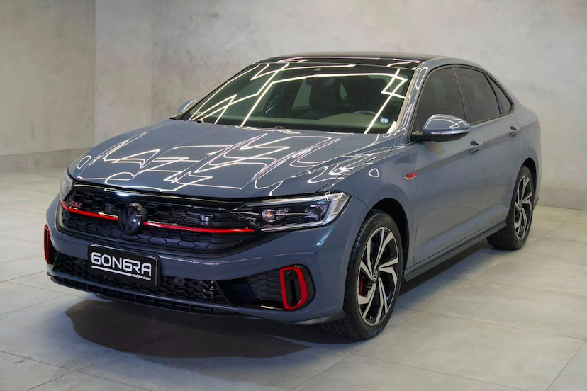 Foto do veículo VOLKSWAGEN JETTA  GLI 2023 26.460 KM 194.900,00