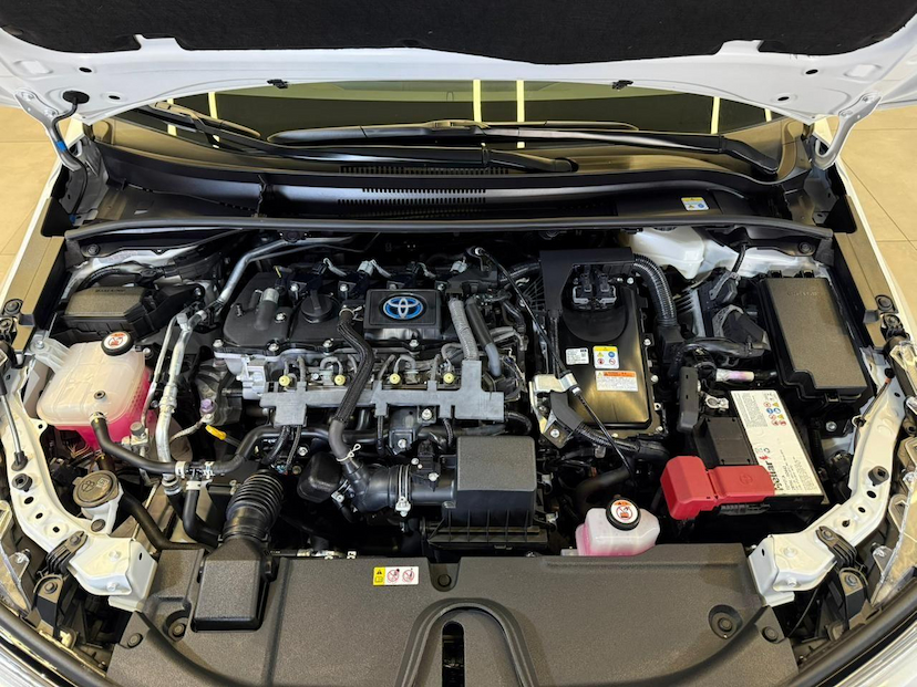 Foto do veículo TOYOTA COROLLA  ALTIS PREMIUM HYBRID 1.8 FLEX AUT. 2025 10.000 KM 179.900,00