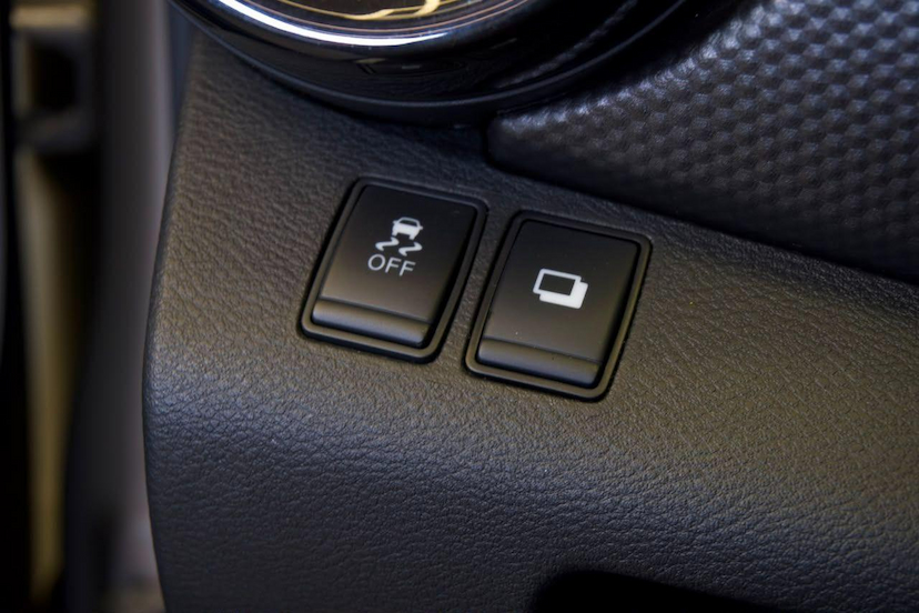 Foto do veículo NISSAN KICKS  SV CVT 2021 48.276 KM 90.900,00