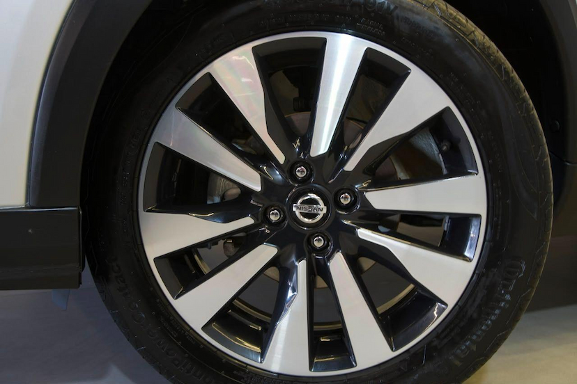 Foto do veículo NISSAN KICKS  SV CVT 2021 48.276 KM 90.900,00