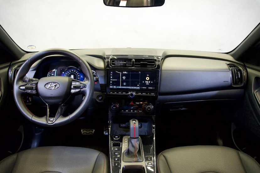 Foto do veículo HYUNDAI CRETA  N LINE 1.0 TGDI AT 2024 36.827 KM 136.900,00