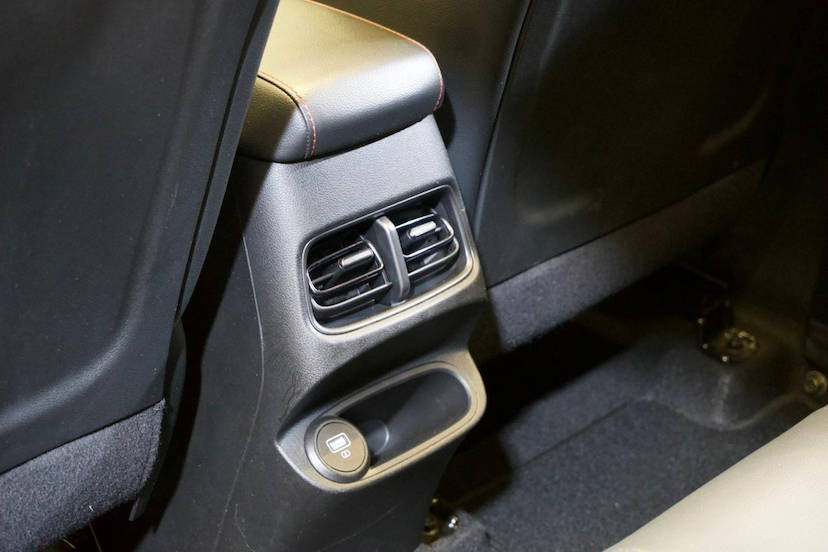 Foto do veículo HYUNDAI CRETA  N LINE 1.0 TGDI AT 2024 36.827 KM 136.900,00
